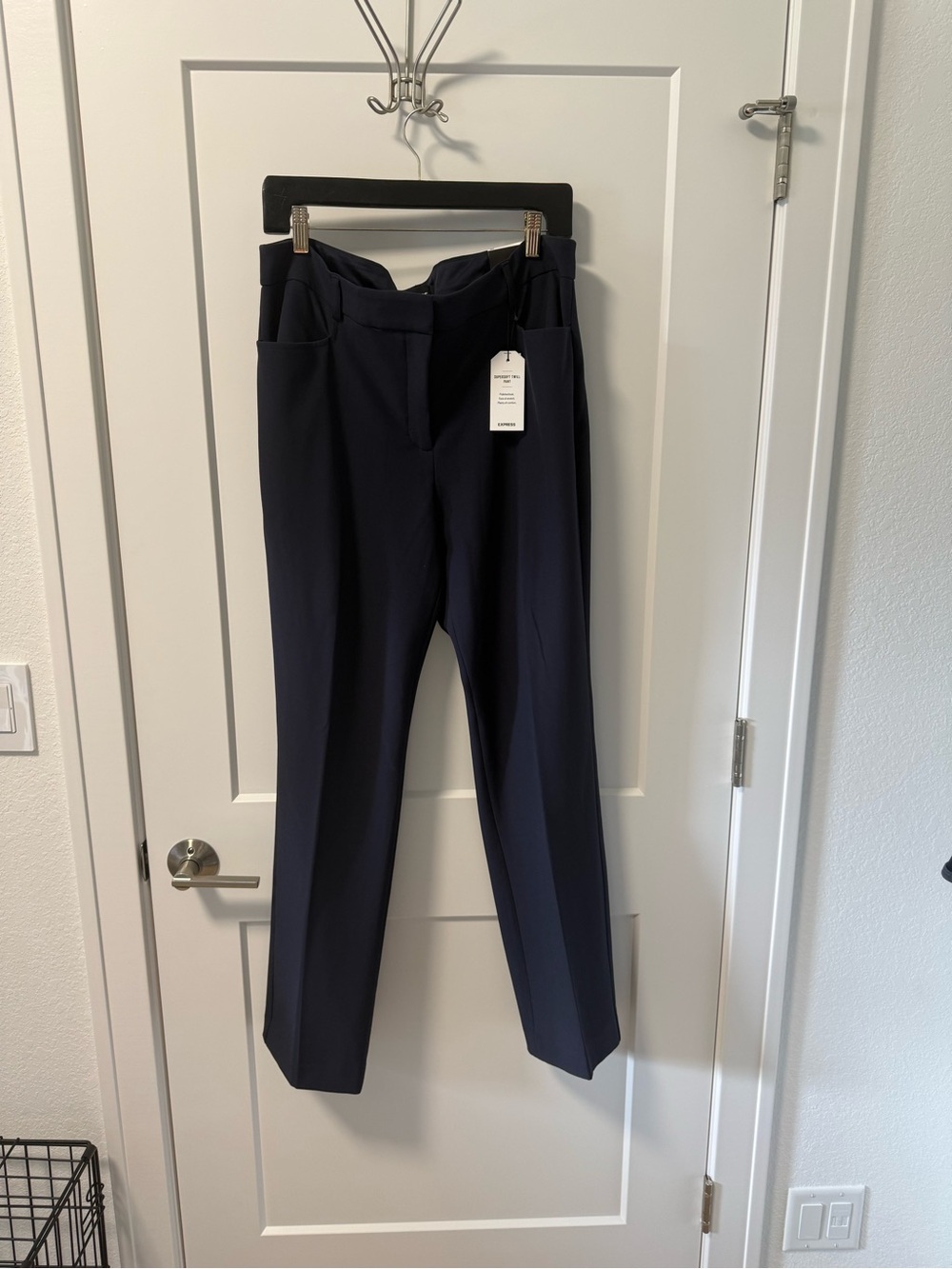 Express women’s navy soft twill dress pants. NEW WITH TAGS.